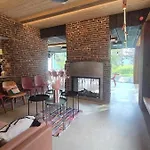 Maison Au Bord De La Riviere - 18 Lits - Jacuzzi - Piscine * Esneux