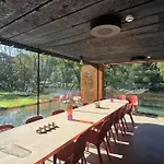 Сasa de vacaciones Maison Au Bord De La Riviere - 18 Lits - Jacuzzi - Piscine Esneux