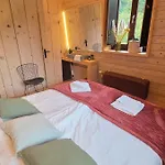 Сasa de vacaciones Maison Au Bord De La Riviere - 18 Lits - Jacuzzi - Piscine
