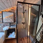 Сasa de vacaciones Maison Au Bord De La Riviere - 18 Lits - Jacuzzi - Piscine *