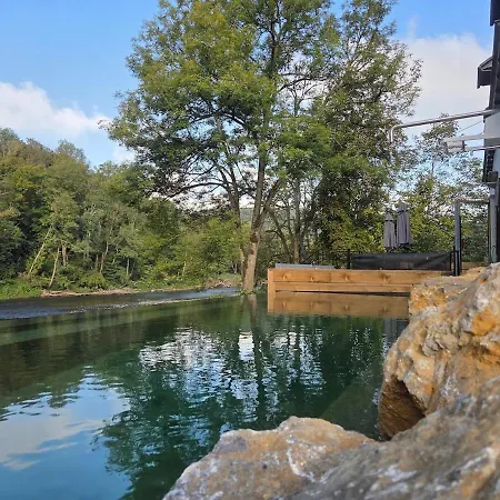 Maison Au Bord De La Riviere - 18 Lits - Jacuzzi - Piscine Dom wakacyjny *