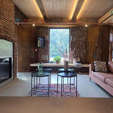 Maison Au Bord De La Riviere - 18 Lits - Jacuzzi - Piscine Dom wakacyjny Esneux