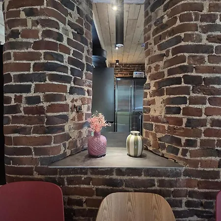 Maison Au Bord De La Riviere - 18 Lits - Jacuzzi - Piscine Dom wakacyjny Esneux