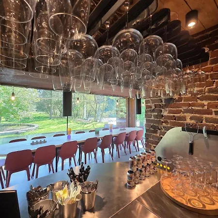 Dom wakacyjny Maison Au Bord De La Riviere - 18 Lits - Jacuzzi - Piscine