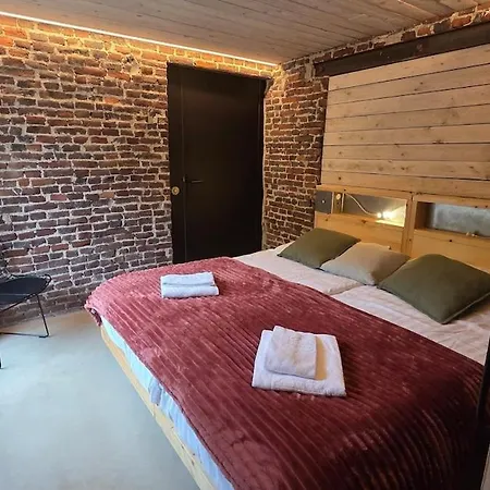 Maison Au Bord De La Riviere - 18 Lits - Jacuzzi - Piscine Dom wakacyjny Esneux