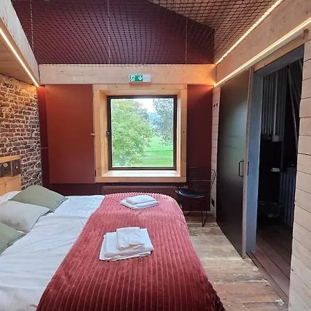 Maison Au Bord De La Riviere - 18 Lits - Jacuzzi - Piscine *
