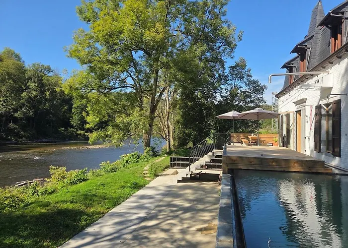 Сasa de vacaciones Maison Au Bord De La Riviere - 18 Lits - Jacuzzi - Piscine