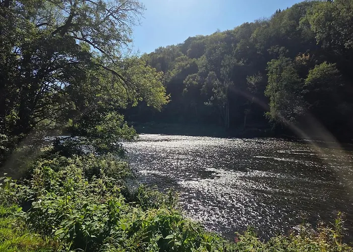 Maison Au Bord De La Riviere - 18 Lits - Jacuzzi - Piscine Сasa de vacaciones *