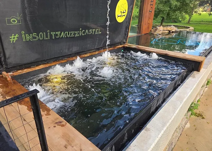 Maison Au Bord De La Riviere - 18 Lits - Jacuzzi - Piscine *