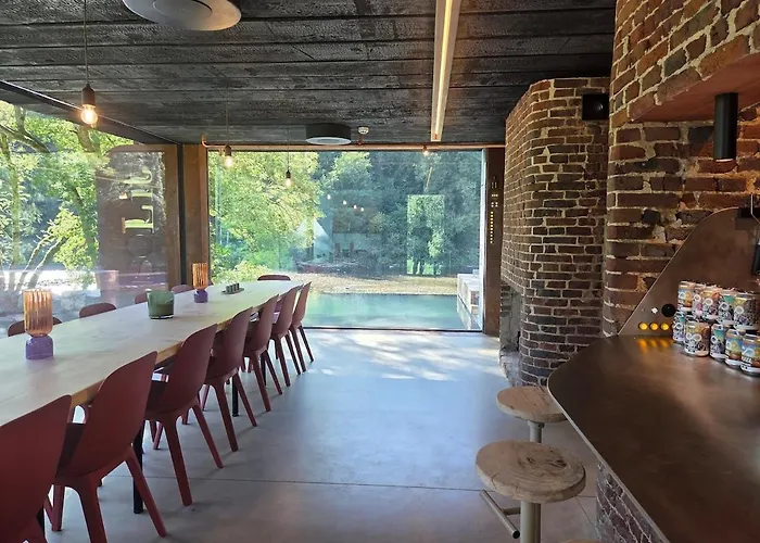 Maison Au Bord De La Riviere - 18 Lits - Jacuzzi - Piscine *