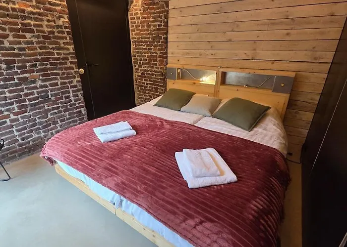 Сasa de vacaciones Maison Au Bord De La Riviere - 18 Lits - Jacuzzi - Piscine *