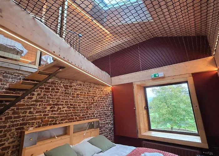 Maison Au Bord De La Riviere - 18 Lits - Jacuzzi - Piscine Esneux