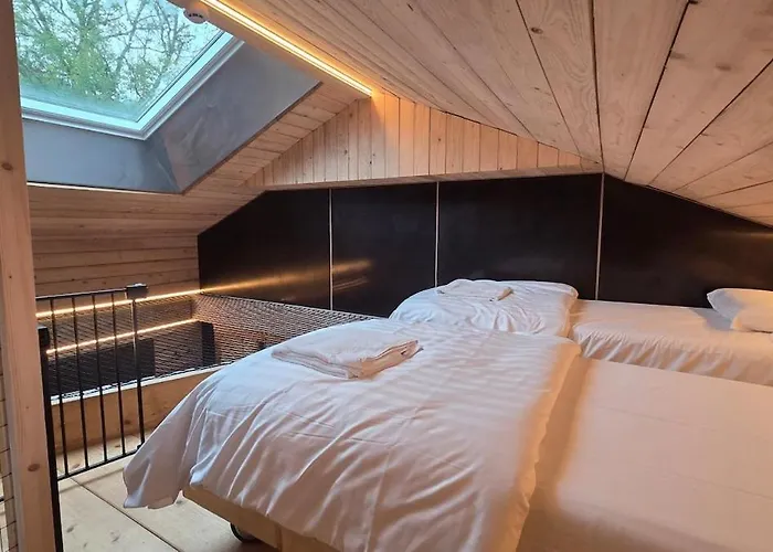 Сasa de vacaciones Maison Au Bord De La Riviere - 18 Lits - Jacuzzi - Piscine